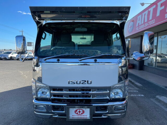 いすゞ　エルフ　平ボディ　5MT　フロントバイザー　プロテク縞板　木床　内装生地張り