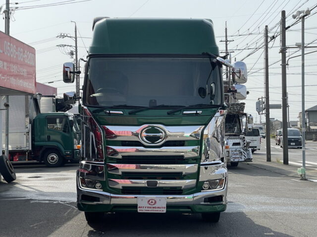 日野:17プロフィア:ハイルーフ:トレーラーヘッド:PTO付:ダンプレバー:メッキ多数