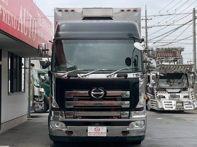 日野：プロフィア：ハイルーフ：ウィング：メッキ多数：ステンレス多数　