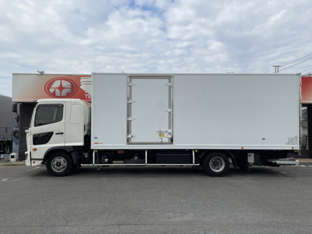 日野:17レンジャー:6200ワイド:冷凍バン:格納ゲート付:エアサス:ジョロ4キーストン