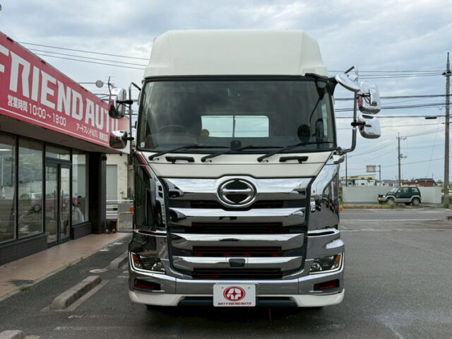 日野：17プロフィア：ハイルーフ：トレーラーヘッド：7速MT：450馬力：E13Cエンジン