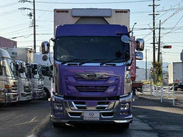 いすゞ：ギガ：ハイルーフ：ウィング：メッキ多数：ステンレス多数：エアローラー