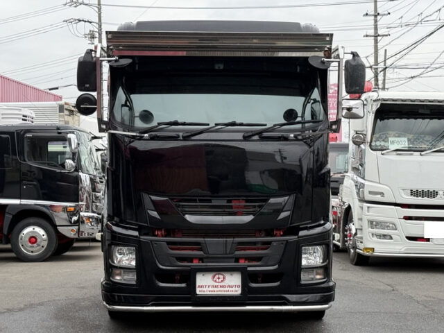 いすゞ:ギガ:ハイルーフ:トレーラーヘッド:フロントバイザー:第5輪荷重11.100㎏