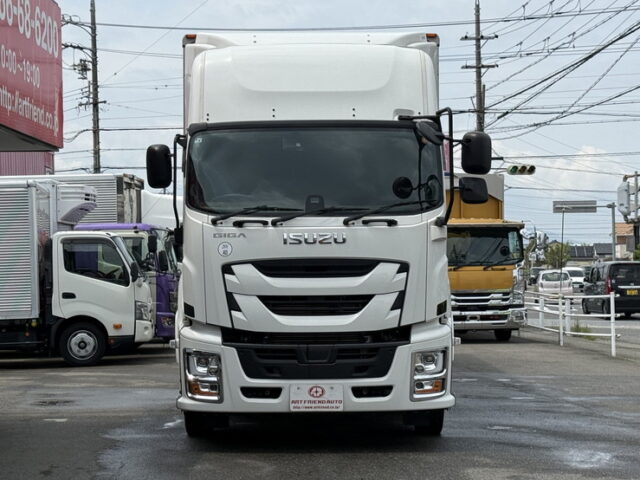 いすゞ：ギガ：ハイルーフ：ウィング：リア門口ステンレス：木床：スムーサー