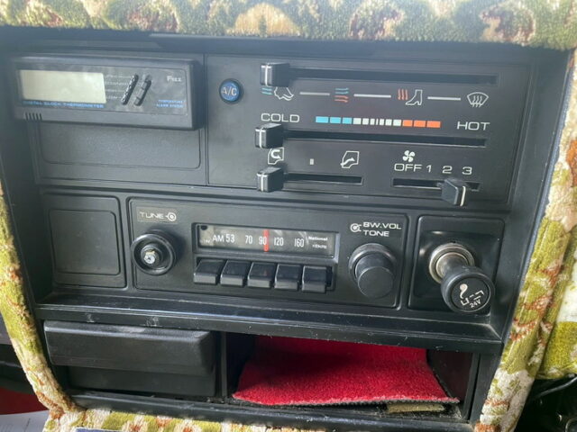 H4 エルフ　ダンプ　５MT