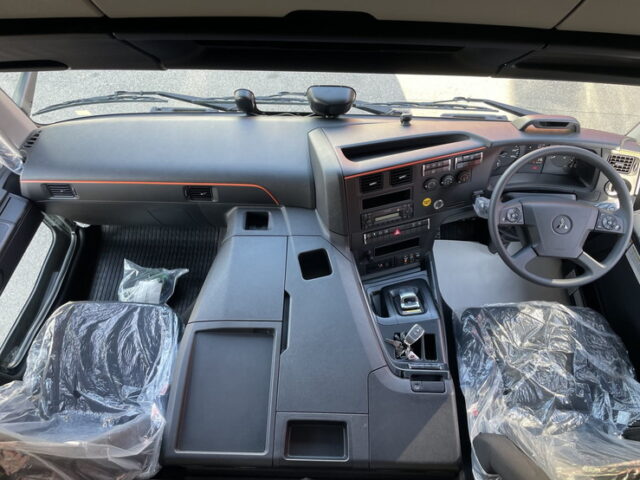 【現行型】スーパーグレート　スーパーハイルーフ　未使用　リア門口ステンレス