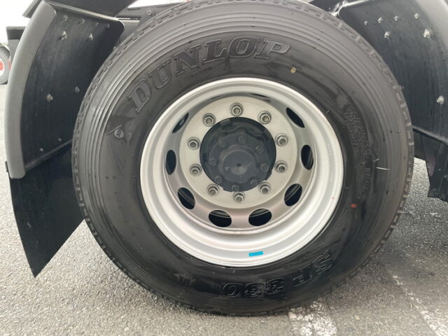 三菱ふそう：スーパーグレート：トレーラーヘッド：ハイルーフ：Ｄ尺：AT：未使用：第５輪11.5ｔ　