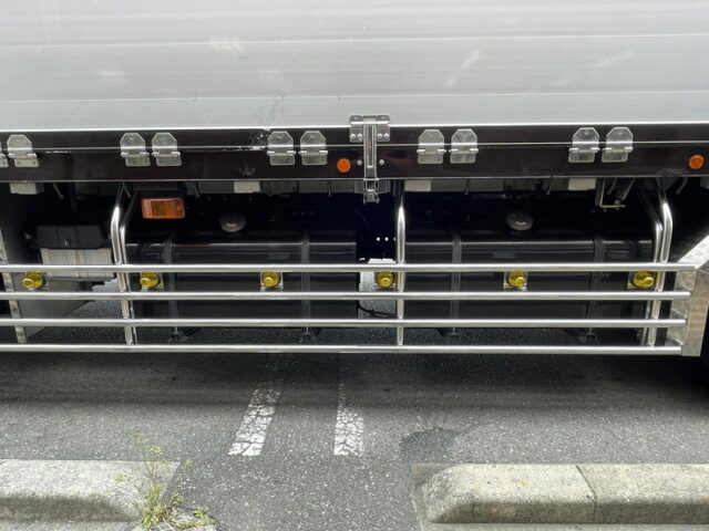 日野：プロフィア：アルミブロック平ボディ：7MT：ステンレス架装多数：メッキパーツ多数：アルミホイール　