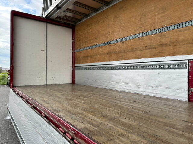 日野：17プロフィア：ハイルーフ：ウィング：メッキ多数：格納パワーゲート