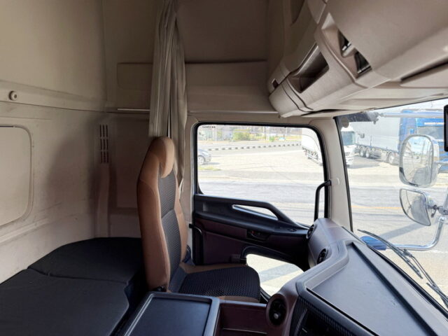 日野：17プロフィア：ハイルーフ：ウィング：メッキ多数：ステンレス多数：プロシフト