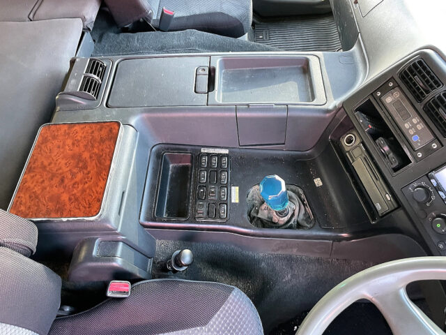 スーパーグレート　冷凍ウィング　90アオリ　木床　国産エンジン　7速MT