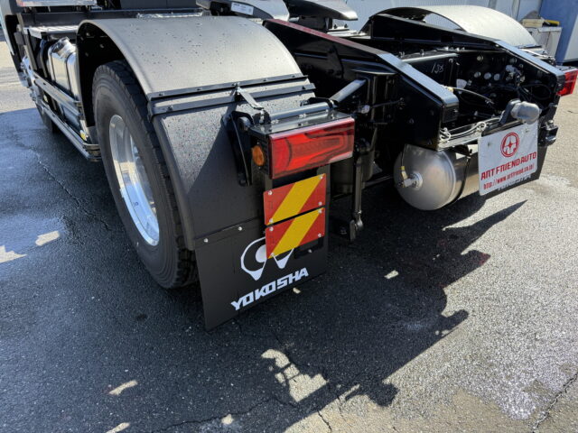 現行スーパーグレート：スーパーハイルーフ：トレーラーヘッド：未使用：プレミアムライン