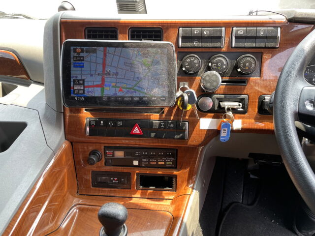 17スーパーグレート　ハイルーフ　ウィング　メッキ多数　アルミホイール　木床