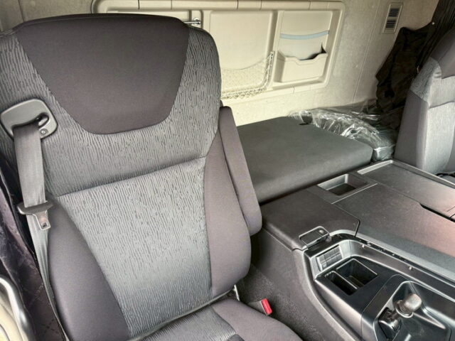 17スーパーグレート:ハイルーフ:ウィング:メッキ多数:前後門口ステンレス