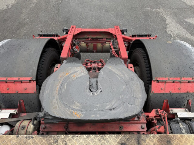 いすゞ:ギガ:ハイルーフ:トレーラーヘッド:フロントバイザー:第5輪荷重11.100㎏