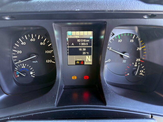 17スーパーグレート：ハイルーフ：ウィング：ステンレス多数：リア門口ステンレス