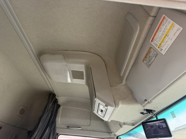 スーパーグレート：ハイルーフ：ウィング：メッキ多数：アルミホイール：格納ゲート