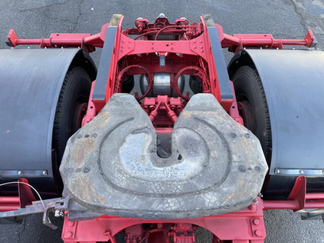 17スーパーグレート　ハイルーフ　トレーラーヘッド　460馬力　第5輪荷重11.500㎏