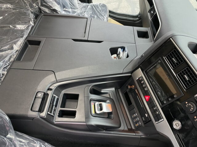 【現行型】スーパーグレート：スーパーハイルーフ：未使用：プレミアムライン