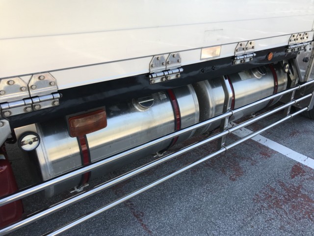 【162】日野プロフィア　低床　アルミウイング　リヤエアサス