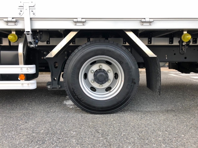 【301】日野レンジャー　ワイド　アルミウイング　跳ね上げゲート　リヤエアサス