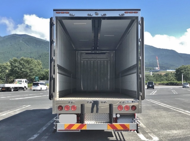 【245】三菱ベストワンファイター　セミワイド　増トン　冷凍ウイング　7200ボデー