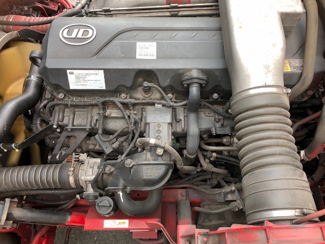 【425】UDトラックス　クオン　低床　冷凍ウイング　ハイルーフ　リアエアサス