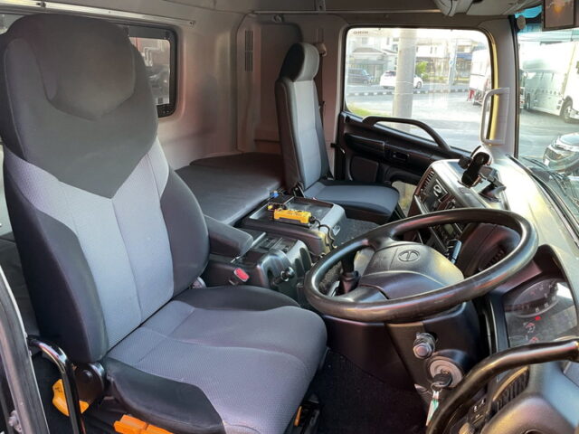 日野 グランドプロフィア フックロール 箱付き 25立米 2デフ メッキ多数