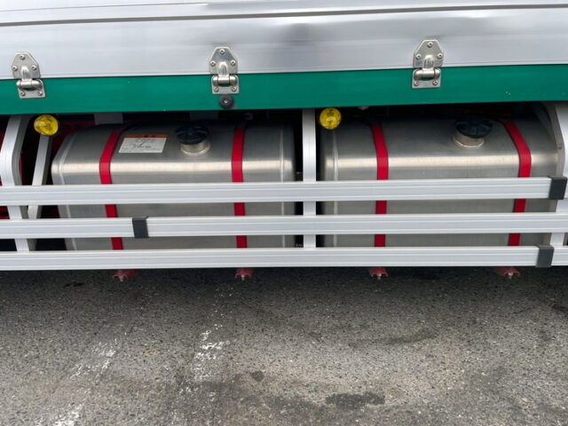 17スーパーグレート　ハイルーフ　冷凍ウィング　90アオリ　格納ゲート付　サブエンジン