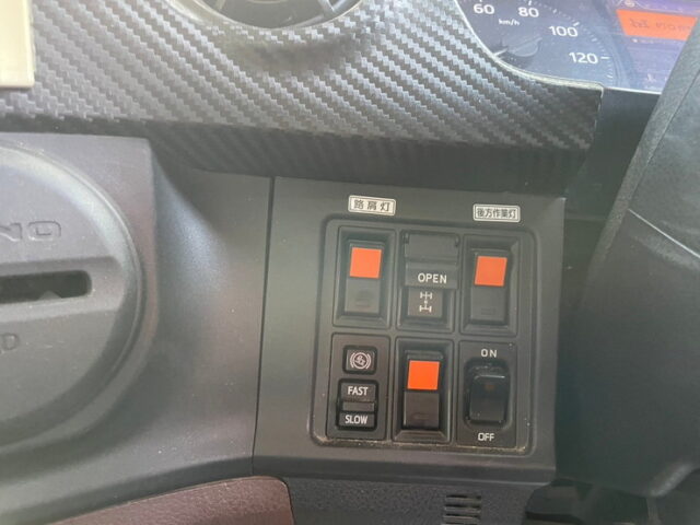 日野　17プロフィア　ダンプ　ハイルーフ　Ｌゲート　メッキ多数