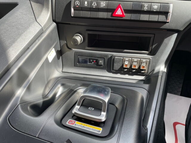 【現行型】スーパーグレートスーパーハイルーフ：ウィング未使用：リア門口ステンレス