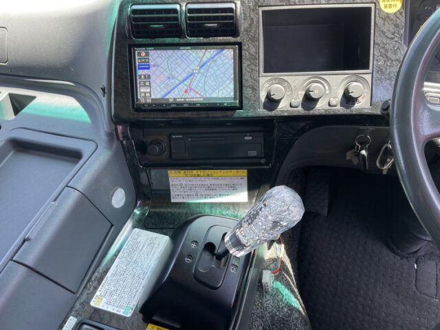 スーパーグレート：ハイルーフ：ウィング：造りボディ：ステンレス多数：420馬力