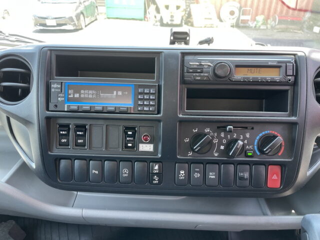 日野：デュトロ：アルミバン：ワイドロング：木床：横扉：150馬力：AT車