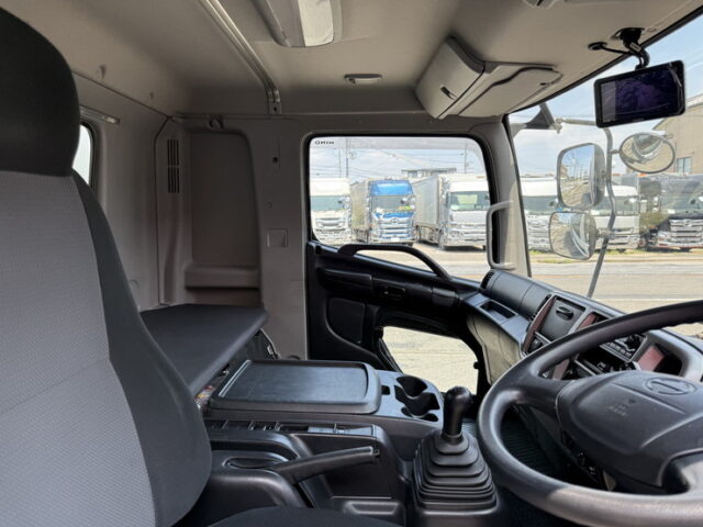 日野：レンジャープロ：冷凍ウィング：6200ワイド：ステンレス床：アルミホイール