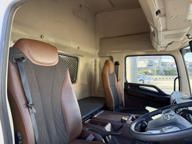 日野：17レンジャー：ハイルーフ：ウィング：6200ワイド：エアサス：跳上パワーゲート