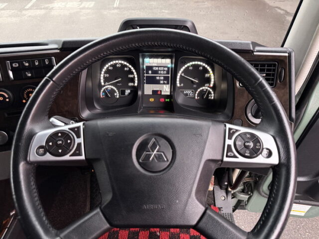 17スーパーグレート：ハイルーフ：ウィング：プレミアムラインエグゼクティブ：寝台メッキ