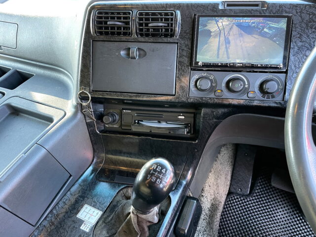 スーパーグレート　ハイルーフ　ウィング　ヤマダ造りボデー　国産エンジン　7速MT