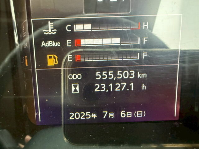 日野：17プロフィア：ダンプ：5300×2300：メッキ多数：7速MT：380馬力：電動コボレーン