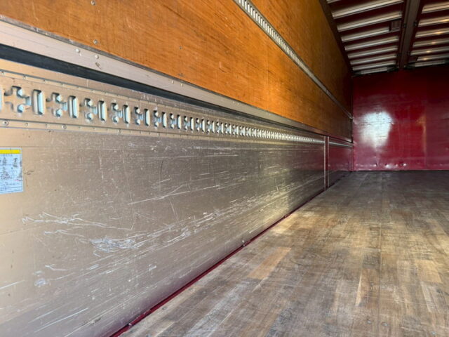 17スーパーグレート：ハイルーフ：ウィング：メッキ多数：アルミホイール：格納ゲート