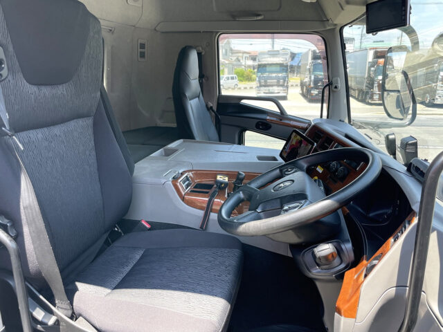 17スーパーグレート　ハイルーフ　ウィング　アルミホイール　格納ゲート　木床