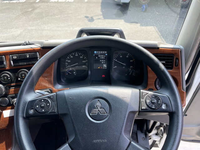 17スーパーグレート　ハイルーフ　ウィング　メッキ多数　アルミホイール　木床