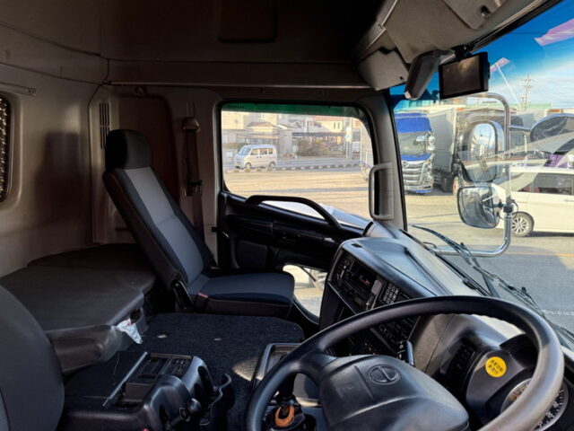 日野:プロフィア:ハイルーフ:冷凍バン:架装多数:サブエンジン:ジョロ4キーストン