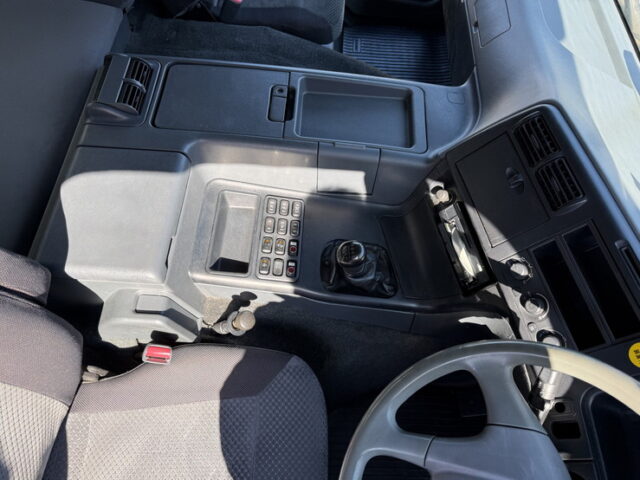 スーパーグレート：ウィング：アルミホイール：架装多数：国産エンジン：7速MT