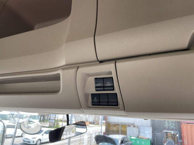 日野　17プロフィア　トラクターヘッド　架装多数　ハイルーフ