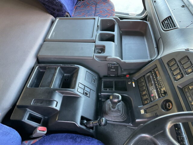 いすゞ：ギガ：冷凍ウィング：造りボディ：ステンレス多数：エアサス：1M10アオリ