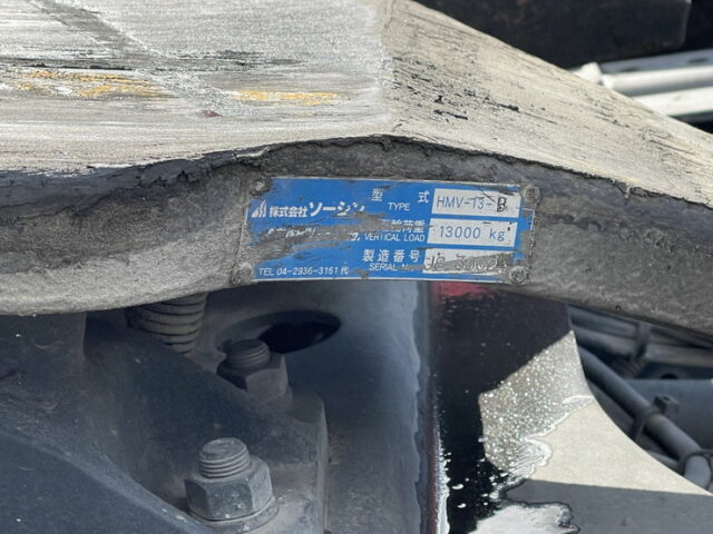 日野：17プロフィア：ハイルーフ：トレーラーヘッド：アルミホイール：ブタ鼻