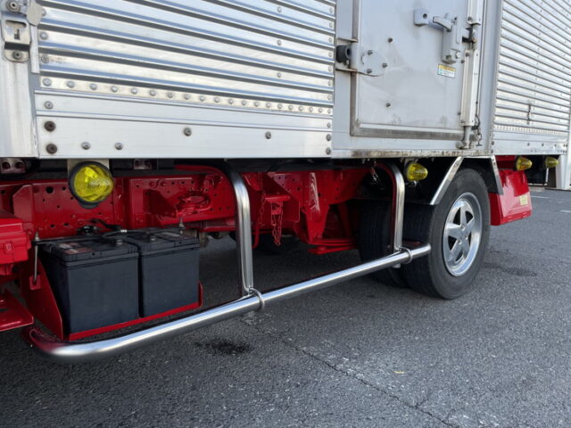 いすゞ　エルフ　アルミバン　5MT　サイドドア　ステンレスサイドバンパー　ステンレスリアバンパー　