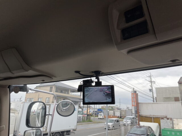 日野　17プロフィア　冷凍バン　ジョロダー4列　キーストン床　サブエンジン　TU85SA　格納ゲート