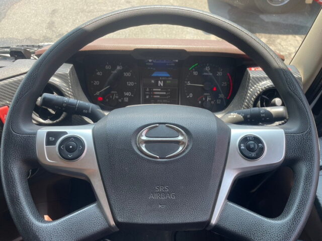 日野　17プロフィア　冷凍ウィング　ステンレス多数　菱重製冷凍機TDJS100DC