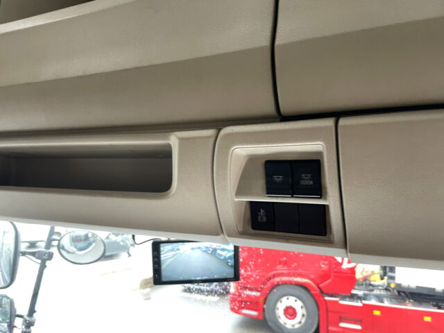 日野　17レンジャー　ハイルーフ　ウィング　ステンレス多数　6200ワイド　240馬力